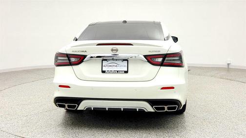 Pearl White Tricoat 2023 Nissan Maxima 3.5 Platinum