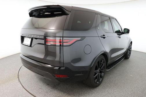2024 Land Rover Discovery P360 Dynamic SE