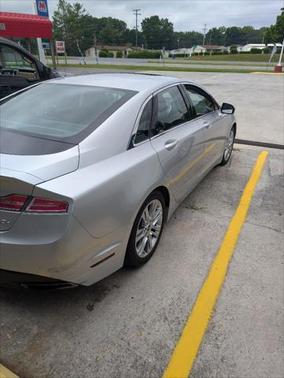 2014 Lincoln MKZ Hybrid Base