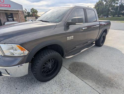 2014 RAM 1500 SLT