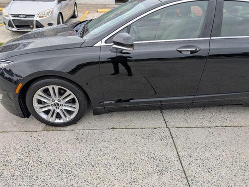 2016 Lincoln MKZ Base
