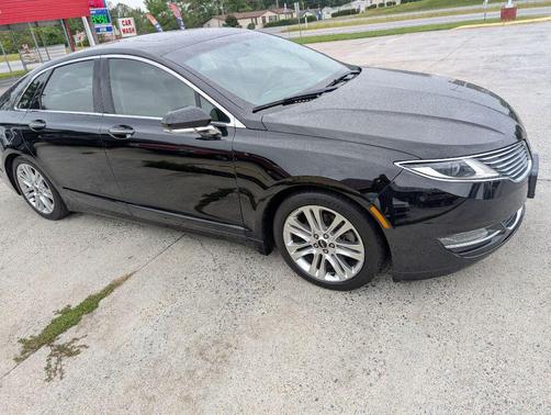 2016 Lincoln MKZ Base