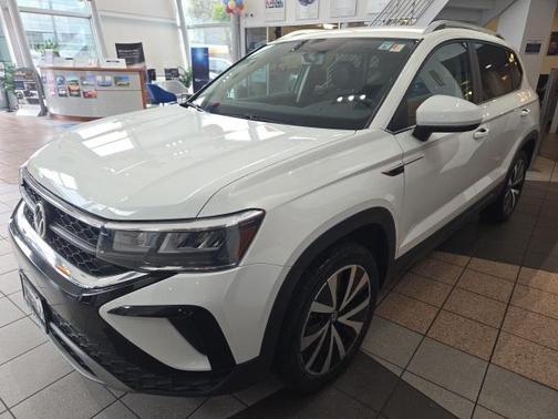 2022 Volkswagen Taos 1.5T SE