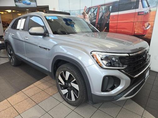 2024 Volkswagen Atlas Cross Sport 2.0T SE w/Technology