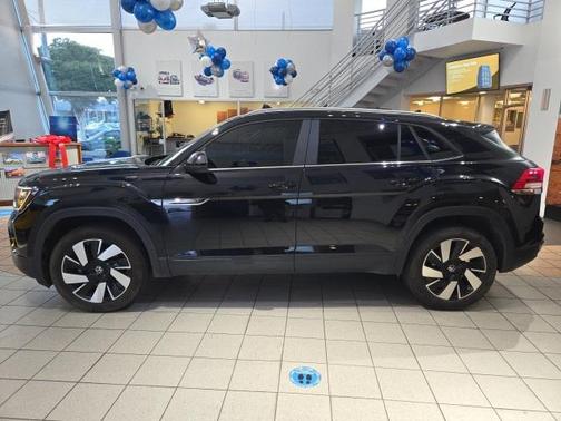 2024 Volkswagen Atlas Cross Sport 2.0T SE w/Technology
