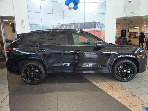 2025 Volkswagen Tiguan 2.0T SE R-Line Black 4MOTION