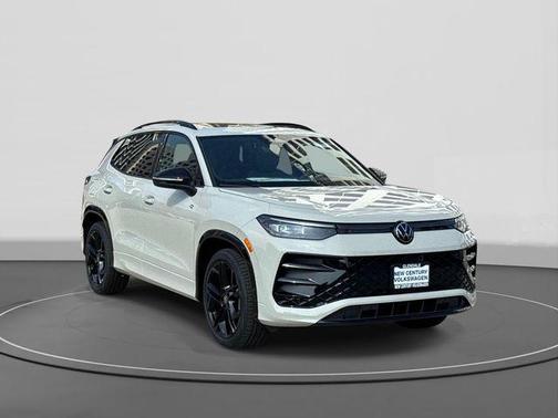 sandstone 2026 Volkswagen Tiguan 2.0T SE R-Line Black