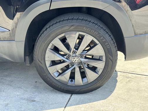 2023 Volkswagen Taos 1.5T S