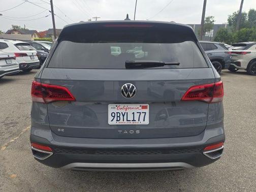 Gray 2022 Volkswagen Taos 1.5T SE