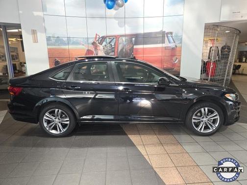 2019 Volkswagen Jetta 1.4T R-Line