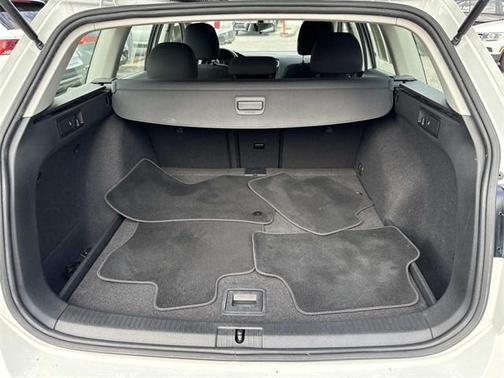 2019 Volkswagen Golf SportWagen TSI S