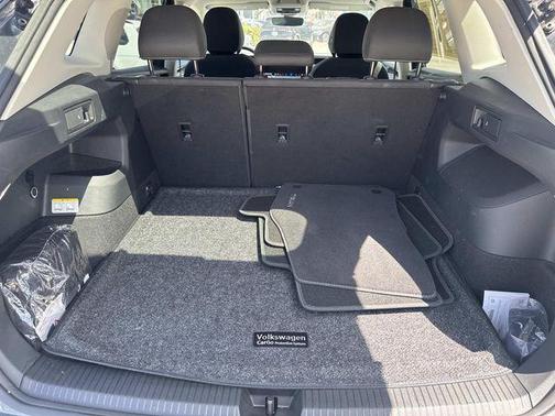 Platinum Gray Metallic 2025 Volkswagen Tiguan 2.0T S