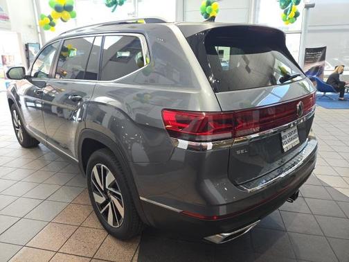 2025 Volkswagen Atlas 2.0T SEL