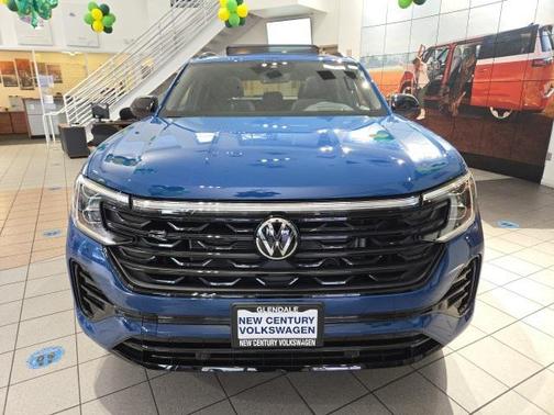 2025 Volkswagen Atlas Cross Sport 2.0T SEL