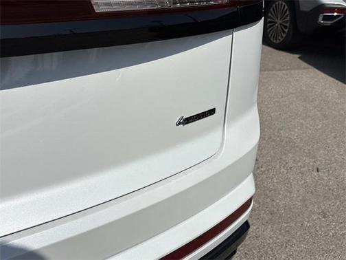 2026 Volkswagen Atlas Cross Sport 2.0T SEL