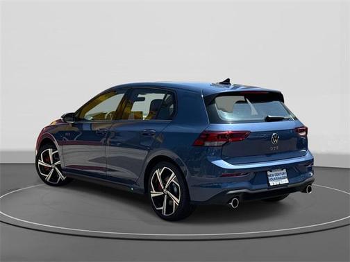 2025 Volkswagen Golf GTI 2.0T SE DSG