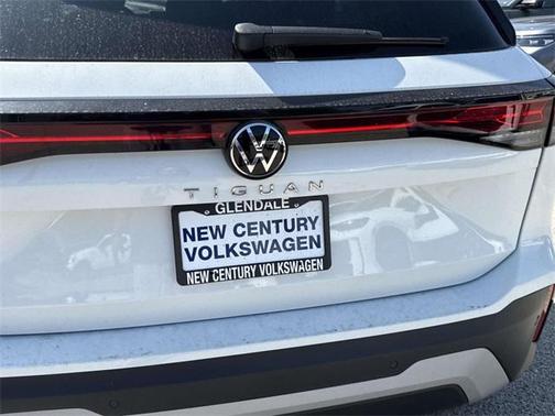 2025 Volkswagen Tiguan 2.0T S