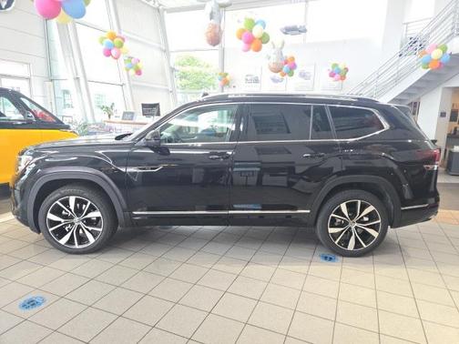 2025 Volkswagen Atlas 2.0T SEL Premium R-Line 4MOTION