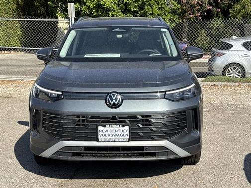 2025 Volkswagen Tiguan 2.0T SE 4MOTION