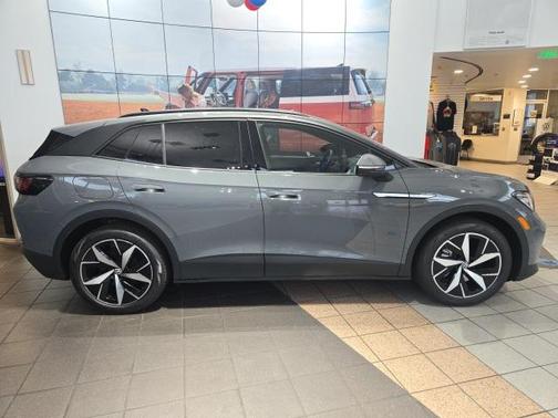 2025 Volkswagen ID.4 Pro