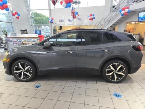 2025 Volkswagen ID.4 Pro