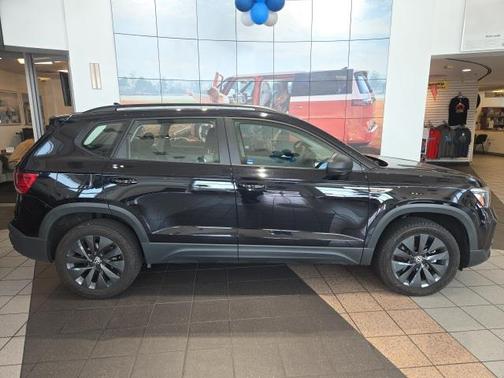 2022 Volkswagen Taos 1.5T S