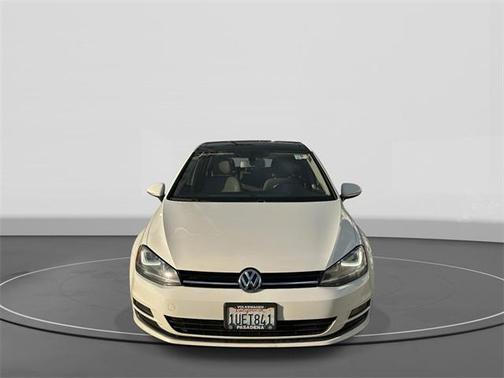 2016 Volkswagen Golf TSI SE 4-Door