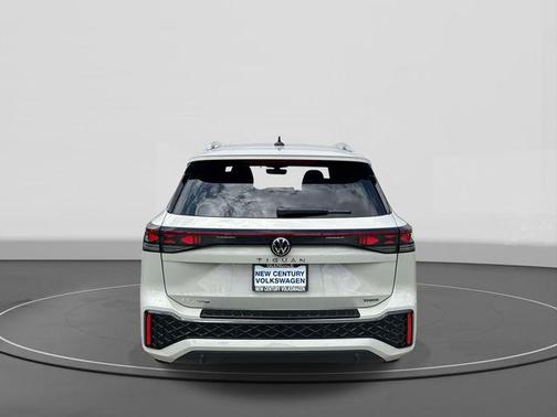 sandstone 2026 Volkswagen Tiguan 2.0T SEL R-Line 4MOTION