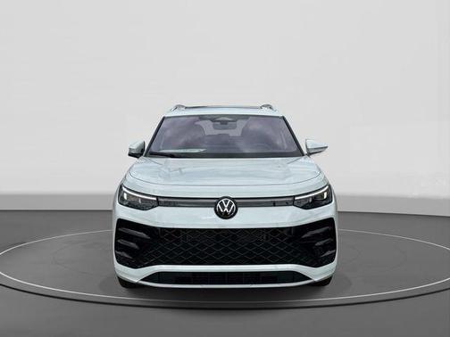 opal white pearl 2026 Volkswagen Tiguan 2.0T SEL R-Line 4MOTION
