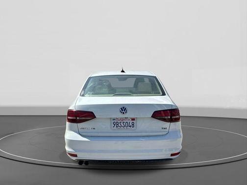 Pure White 2016 Volkswagen Jetta 1.4T SE