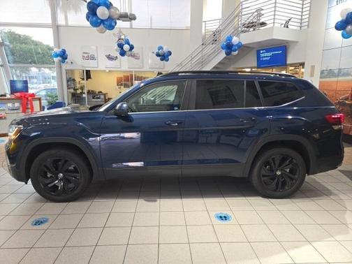 2022 Volkswagen Atlas 3.6L SE w/Technology