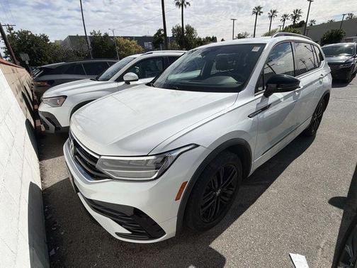 2022 Volkswagen Tiguan 2.0T SE R-Line Black