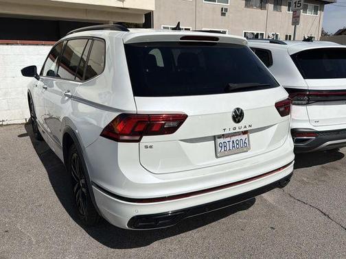 2022 Volkswagen Tiguan 2.0T SE R-Line Black