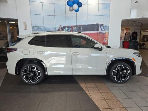 2025 Volkswagen Tiguan 2.0T SEL R-Line 4MOTION