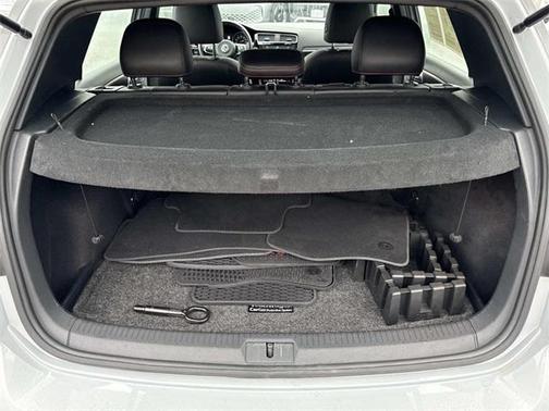 2021 Volkswagen Golf GTI 2.0T SE DSG