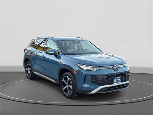 2025 Volkswagen Tiguan 2.0T SE 4MOTION