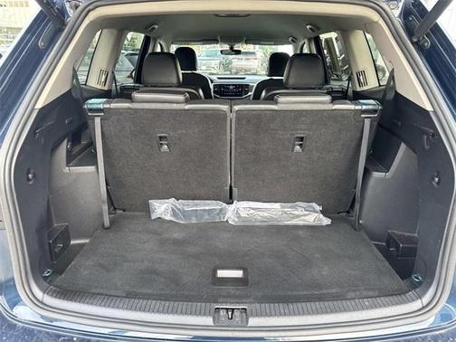 2023 Volkswagen Atlas 2.0T SE w/Technology