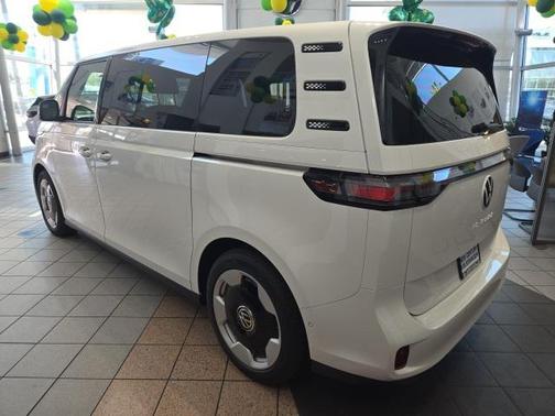 2025 Volkswagen ID. Buzz Pro S