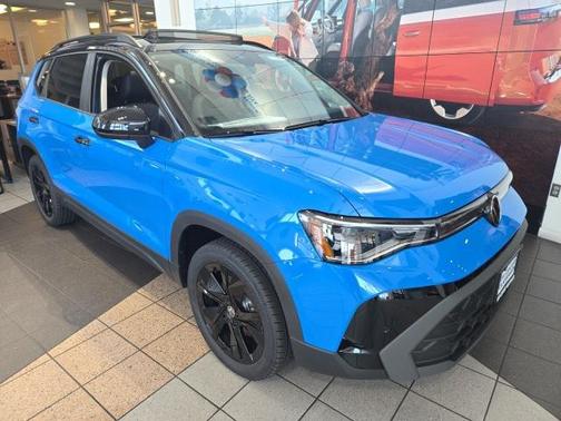2025 Volkswagen Taos 1.5T SE Black