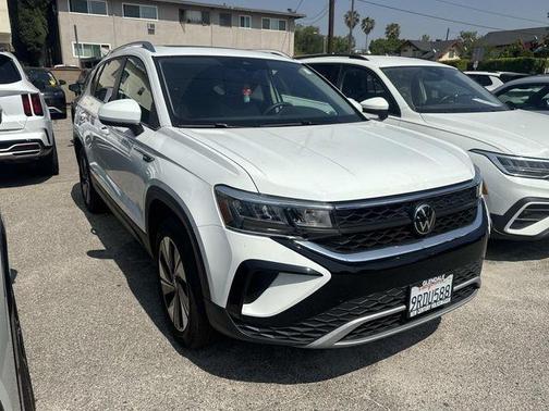 2024 Volkswagen Taos 1.5T SE