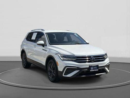 Opal White 2023 Volkswagen Tiguan 2.0T SE