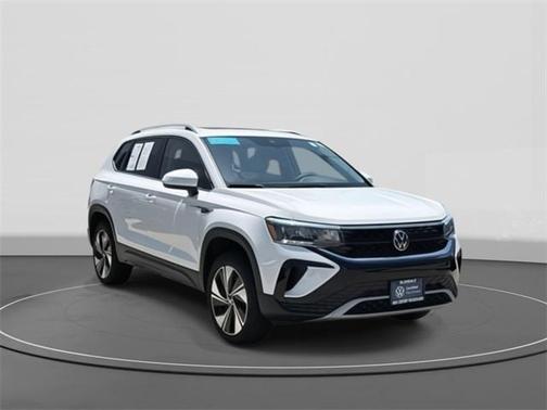 2024 Volkswagen Taos 1.5T SE