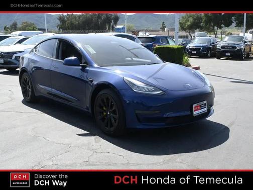 Deep Blue Metallic 2022 Tesla Model 3 Standard Range
