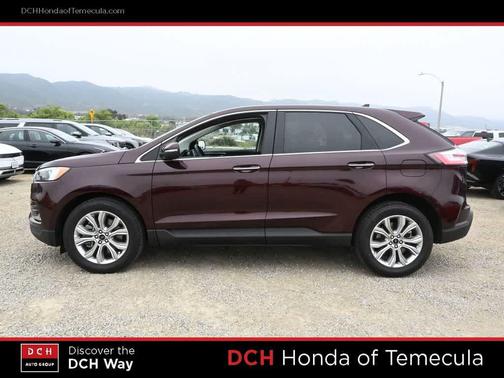 Burgundy Velvet Metallic Tinted Clearcoat 2024 Ford Edge Titanium
