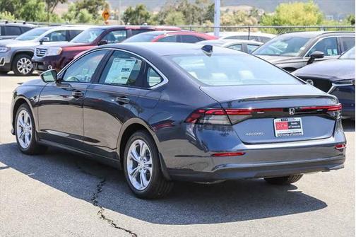 2025 Honda Accord LX 1.5T
