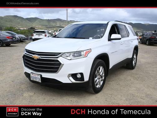 Summit White 2021 Chevrolet Traverse LT Cloth