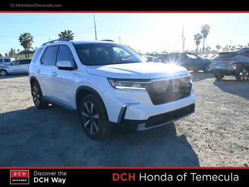 2024 Honda Pilot Touring 8-Passenger