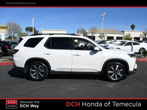 2024 Honda Pilot Touring 8-Passenger