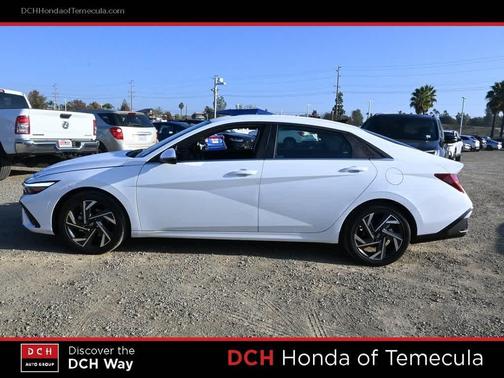 2025 Hyundai ELANTRA HEV Limited