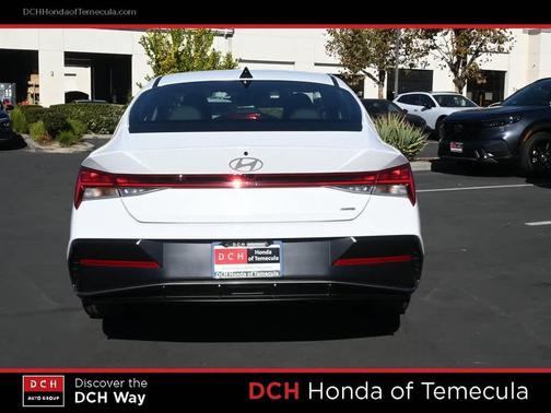 2025 Hyundai ELANTRA HEV Limited